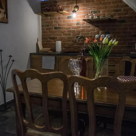 Pod Schodami * Banská Štiavnica