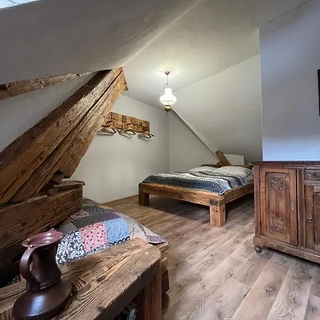 Pod Schodami Apartment *