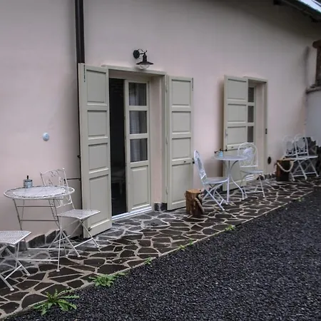 Pod Schodami Apartment *