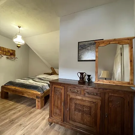 Apartment Pod Schodami *