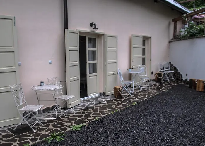 Pod Schodami Apartmán *